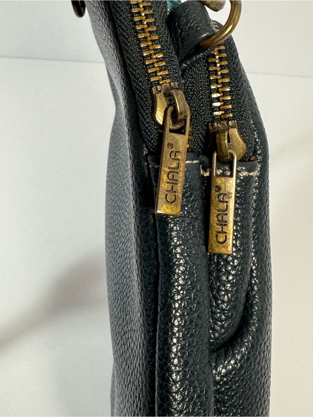 Chala Teal Turtle Crossbody Purse - Picture 10 of 14
